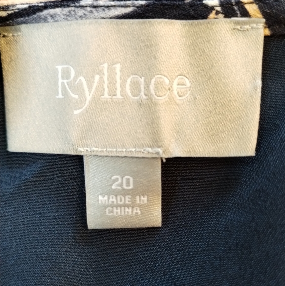 Ryllace Floral Boho Promenade Flowy Tiered Navy Blue Dress 3/4 Sleeve  Size 20 - Picture 14 of 15